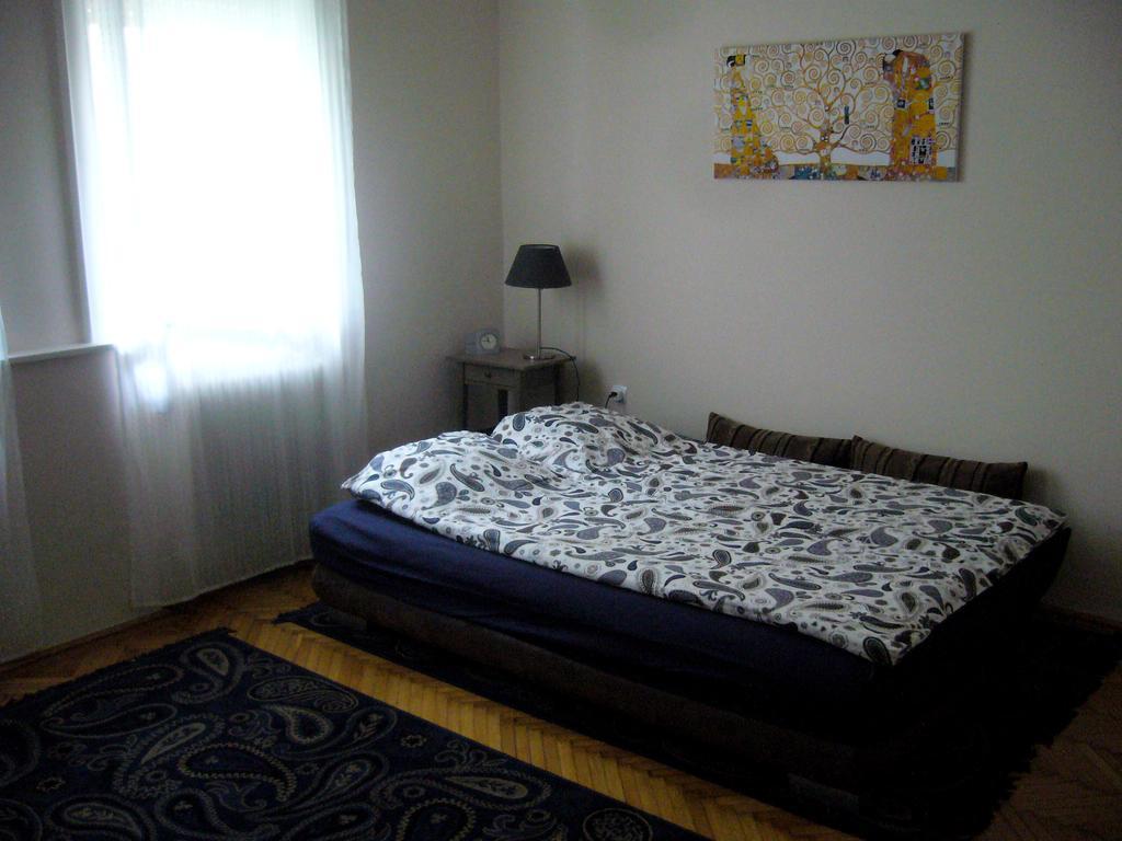 Home Away Apartment Budapest Room photo